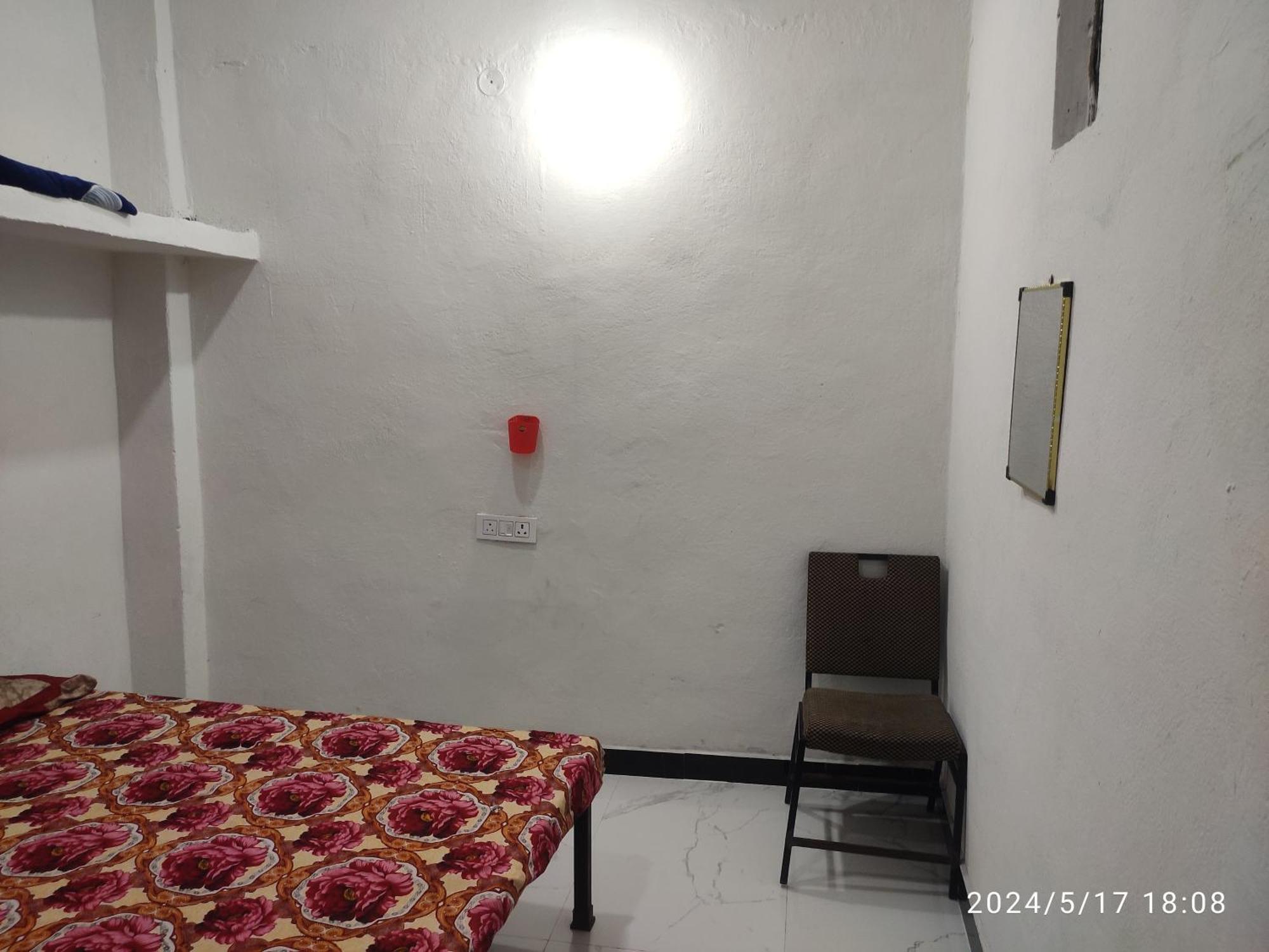 Kuber Bhandari Guest House And Hotel Sehore Zimmer foto